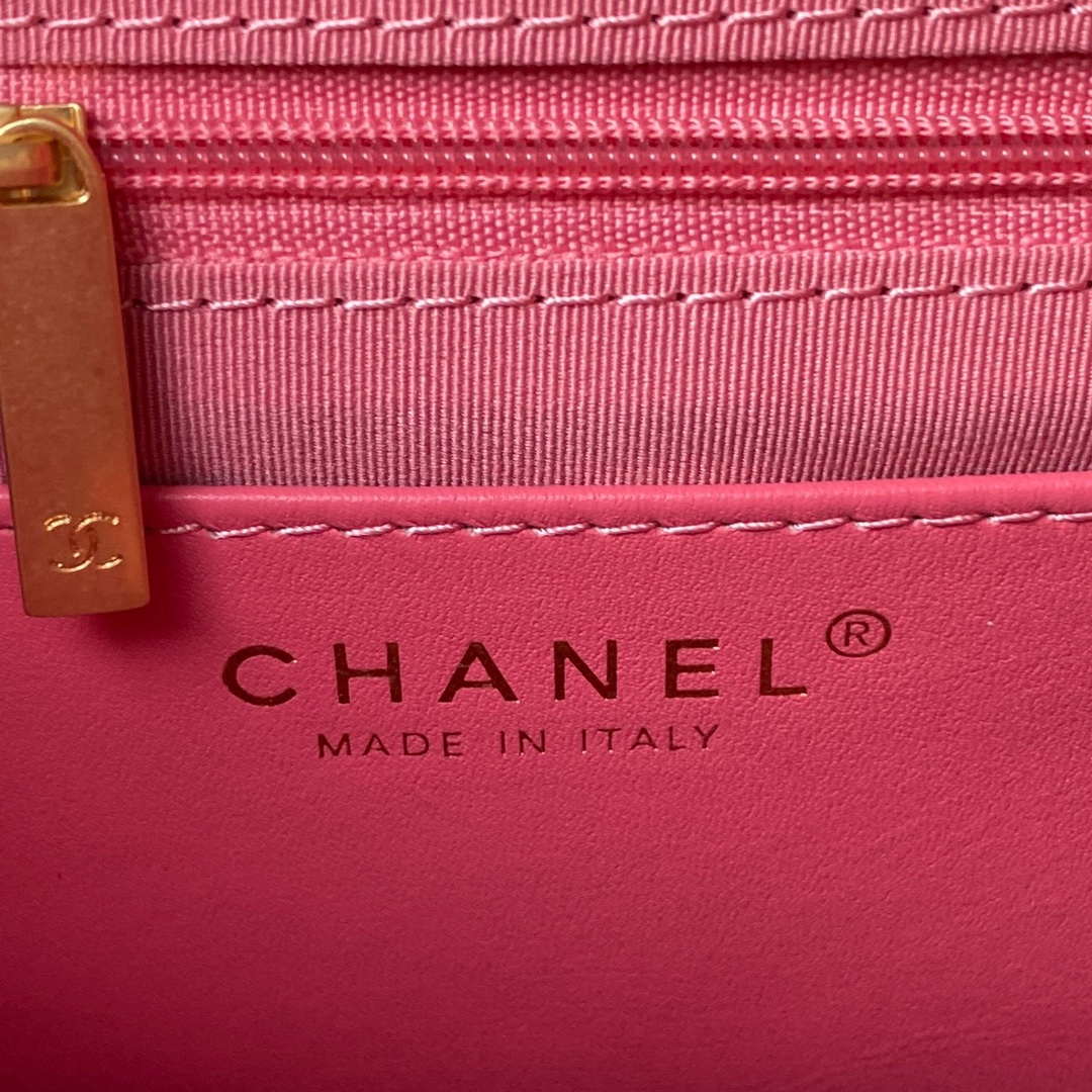Chanel AS4610 Messenger bag Lambskin Red - Default Title - View 8