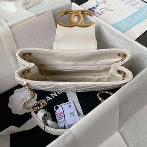 Chanel AS4610 Messenger bag Lambskin White - Default Title - View 7