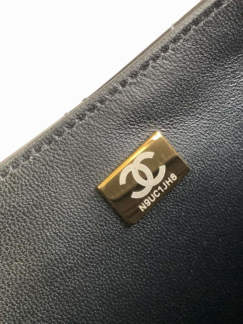 Chanel AS4649 BACKPACK & Star Coin Purse Metallic Calfskin & Gold-Tone Metal Black - Default Title - View 9