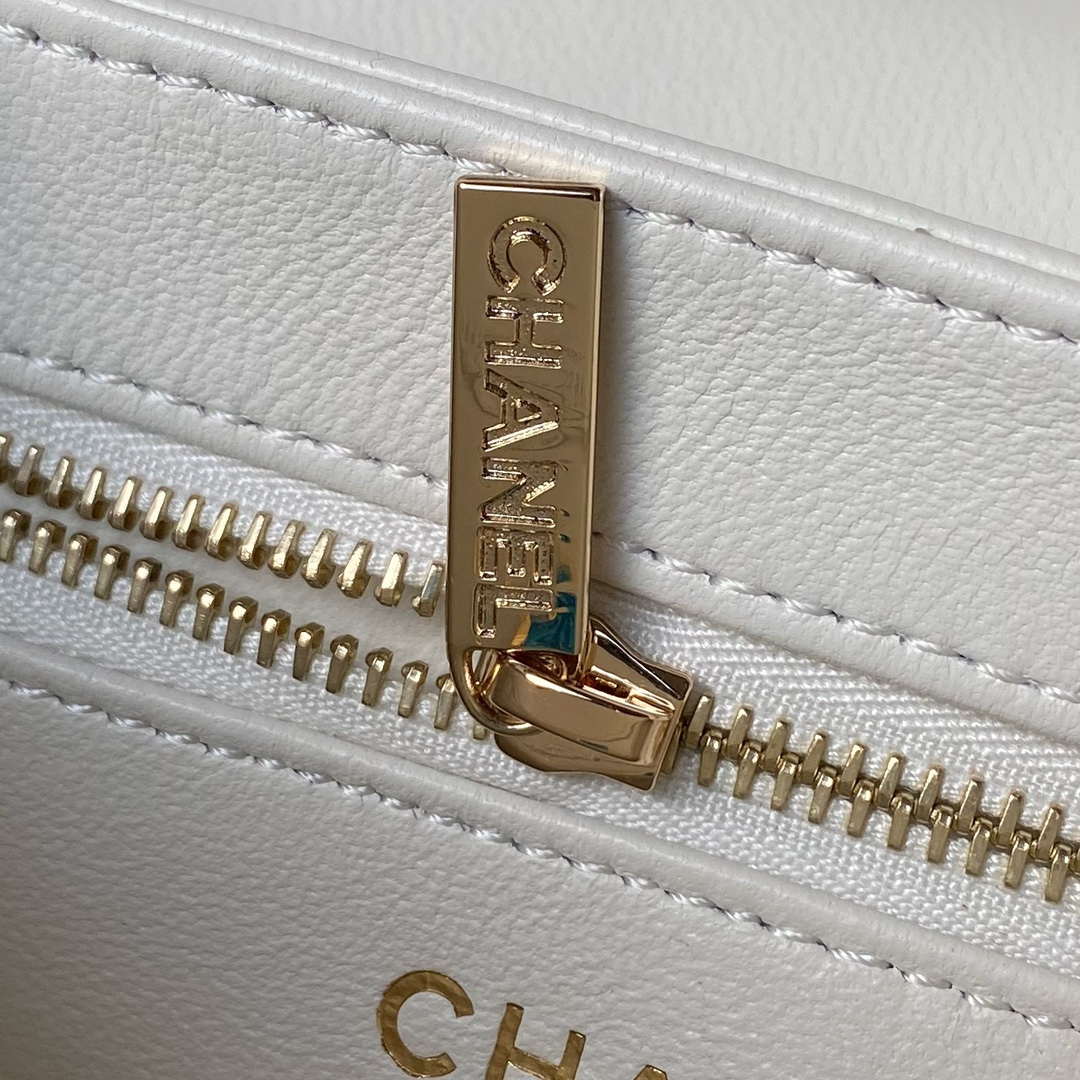 Chanel AS4654 Trendy CC Flap Bag With Top Handle Lambskin & Gold-Tone Metal White - Default Title - View 9