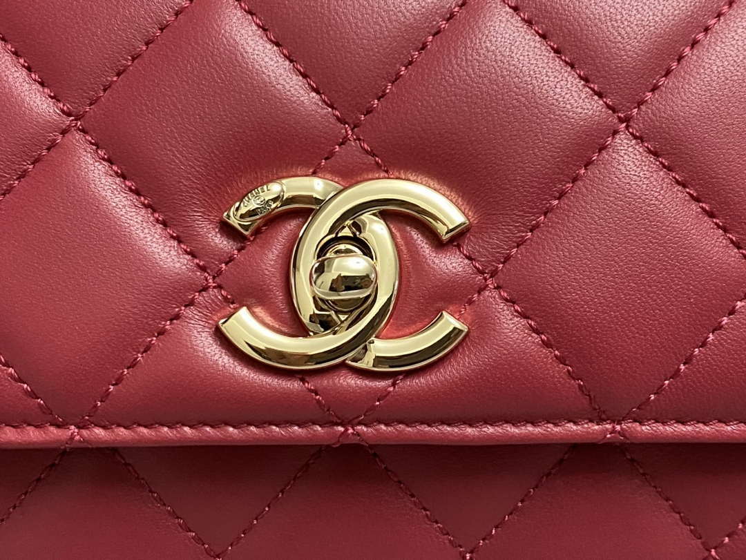 Chanel AS4654 Trendy CC Flap Bag With Top Handle Lambskin & Gold-Tone Metal Wine Red - Default Title - View 6