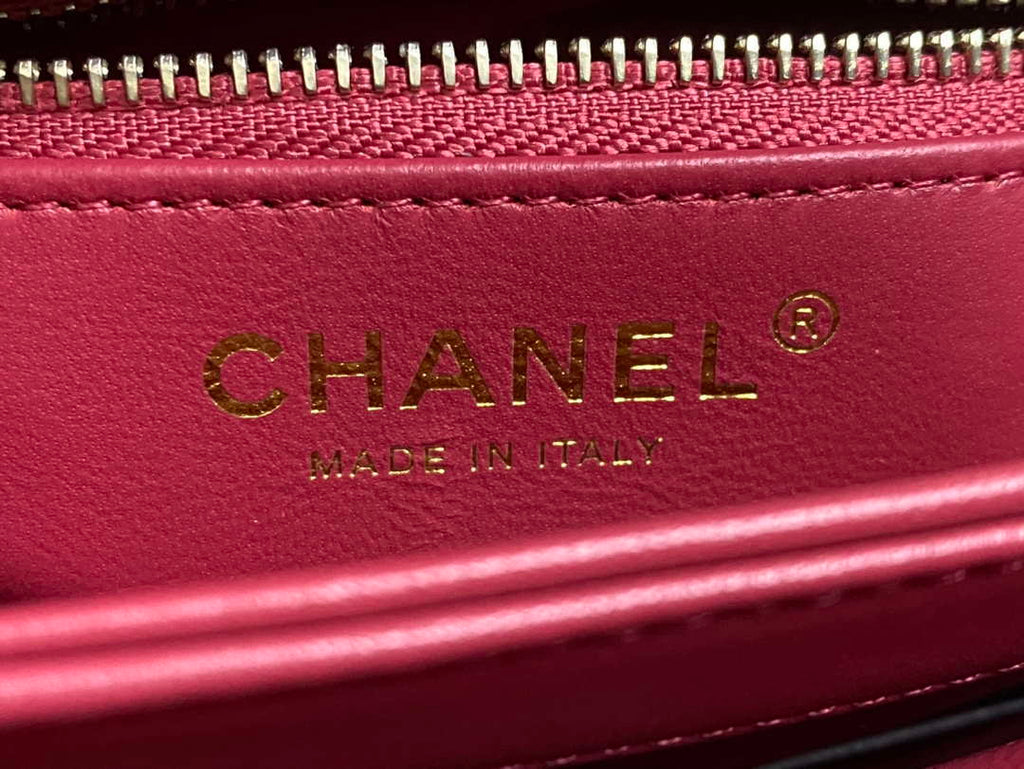 Chanel AS4654 Trendy CC Flap Bag With Top Handle Lambskin & Gold-Tone Metal Wine Red