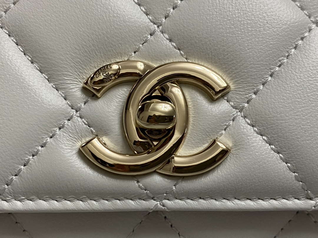 Chanel AS4654 Trendy CC Flap Bag With Top Handle White Lambskin Multicolor Logo