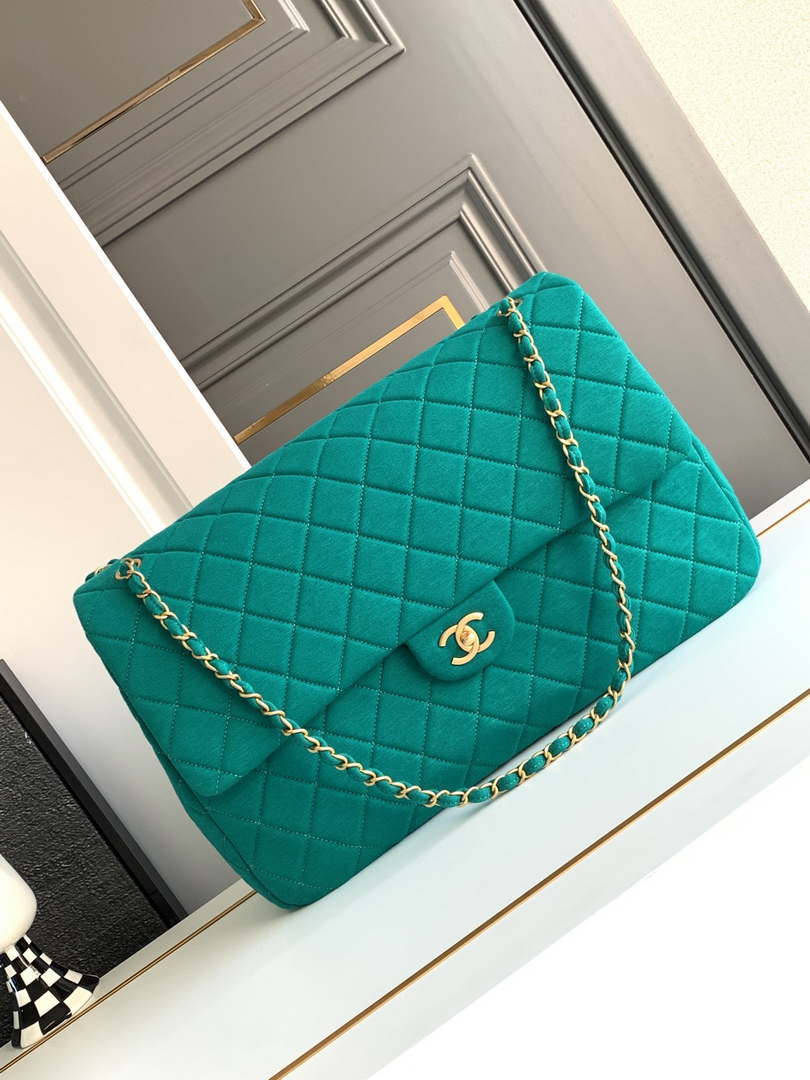 Chanel AS4661 Flap Bag CF Airport Calfskin & Gold-Tone Metal Green - Default Title - View 1