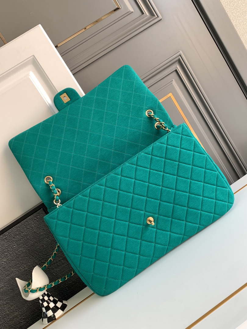 Chanel AS4661 Flap Bag CF Airport Calfskin & Gold-Tone Metal Green - Default Title - View 6