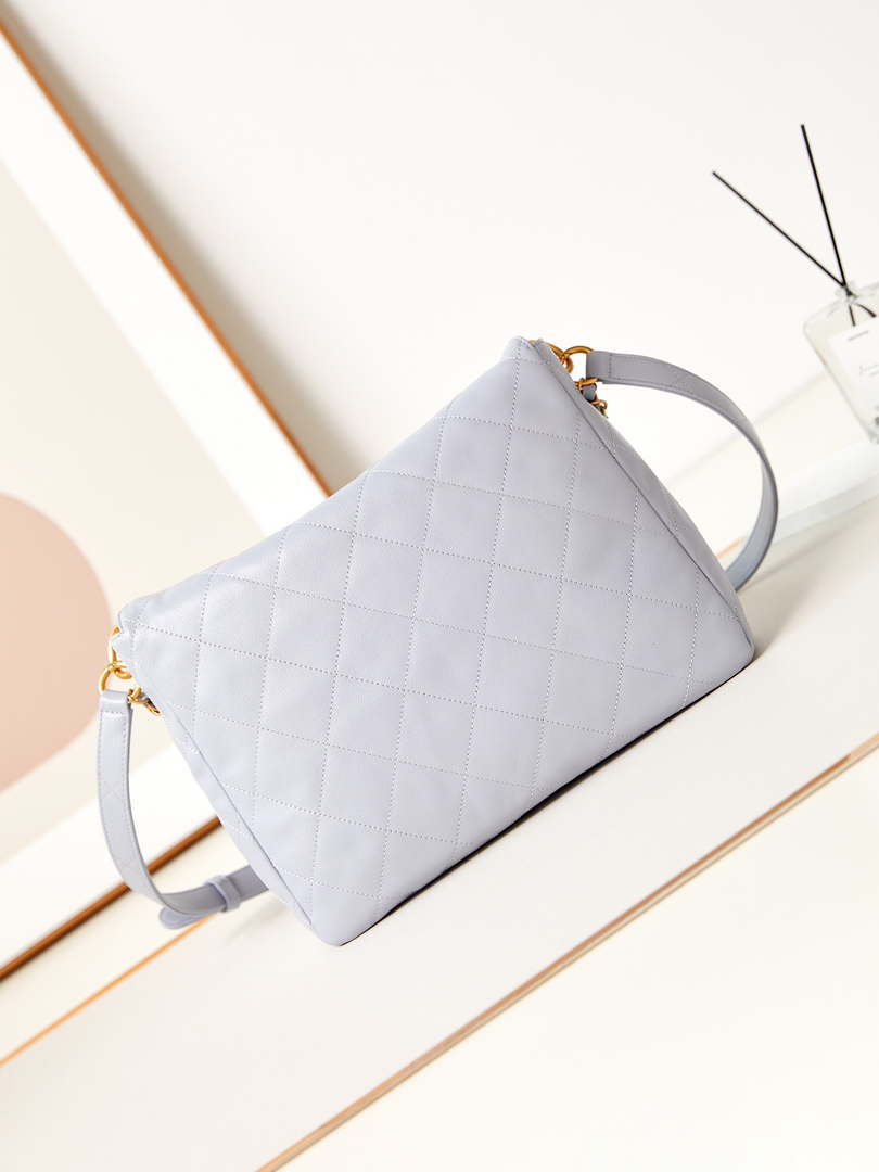 Chanel AS4668 Large Hobo Bag Shiny Calfskin & Gold-Tone Metal Light Purple - Default Title - View 4