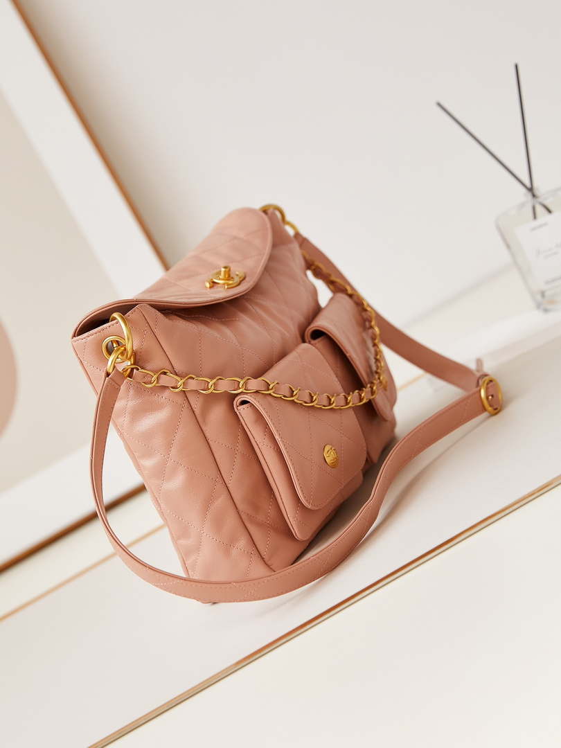 Chanel AS4668 Large Hobo Bag Shiny Calfskin & Gold-Tone Metal Pink