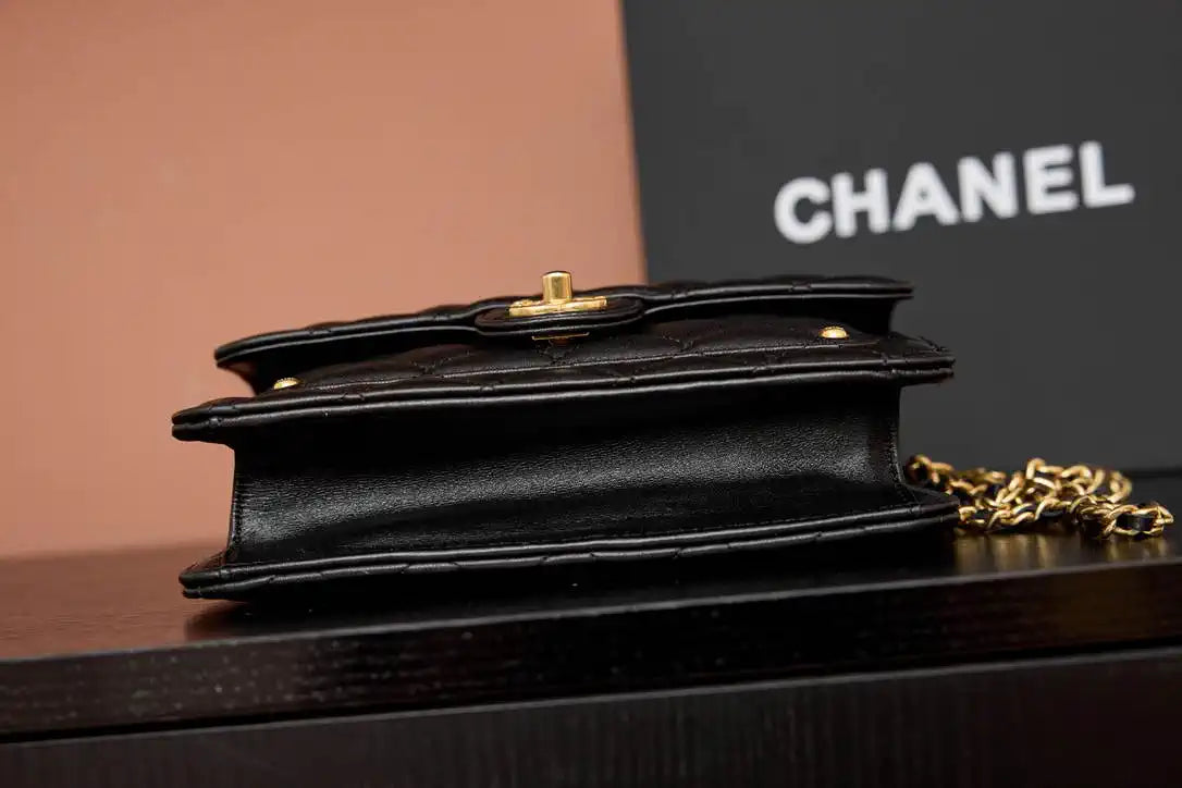 Chanel AP4674 25B  Large Flap Bag with Top Handle Lambskin gold Black