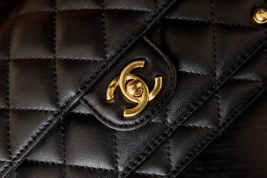 Chanel AP4674 25B  Large Flap Bag with Top Handle Lambskin gold Black