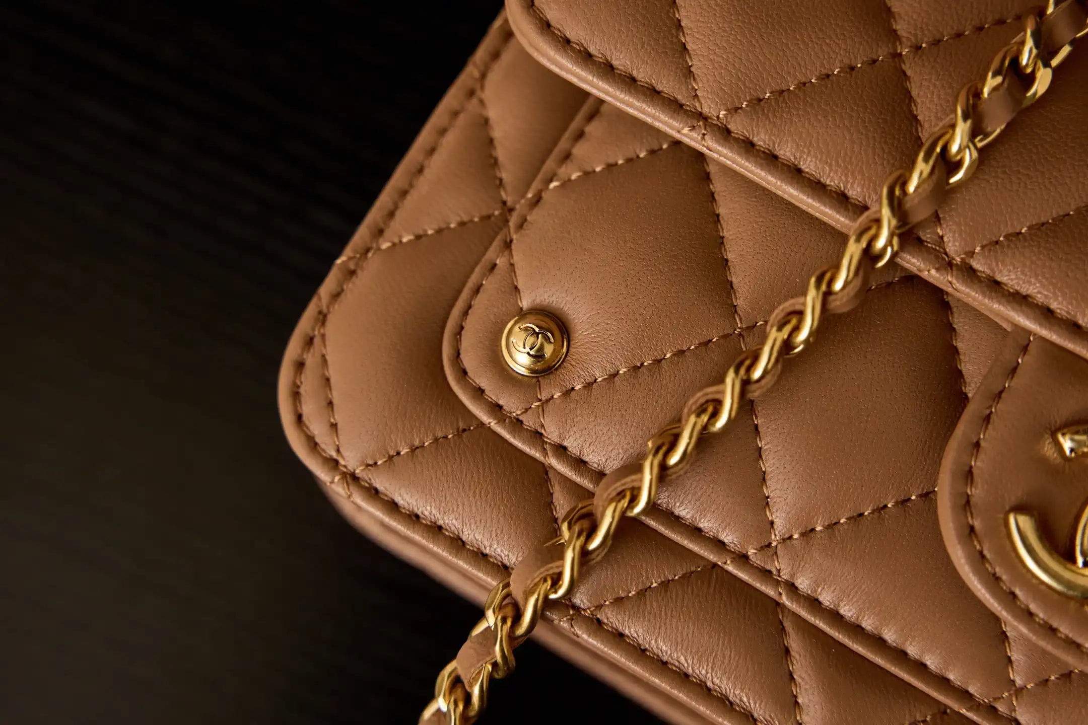 Chanel AP4674 25B  Large Flap Bag with Top Handle Lambskin gold Brown