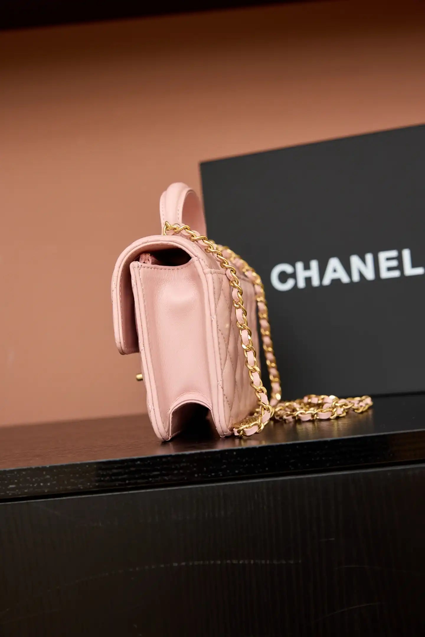 Chanel AP4674 25B  Large Flap Bag with Top Handle Lambskin gold Pink
