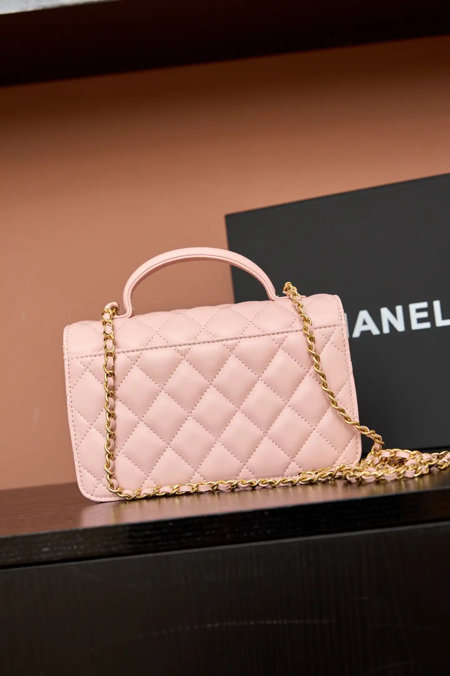 Chanel AP4674 25B  Large Flap Bag with Top Handle Lambskin gold Pink