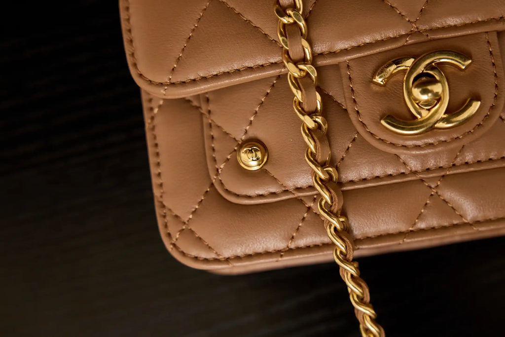 Chanel AP4675 25B  Clutch with chain  Shiny Lambskin Gold-Tone Metal Brown