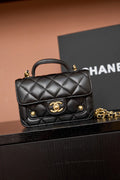 Chanel AP4675 25B  Clutch with chain  Shiny Lambskin Gold-Tone Metal  Black