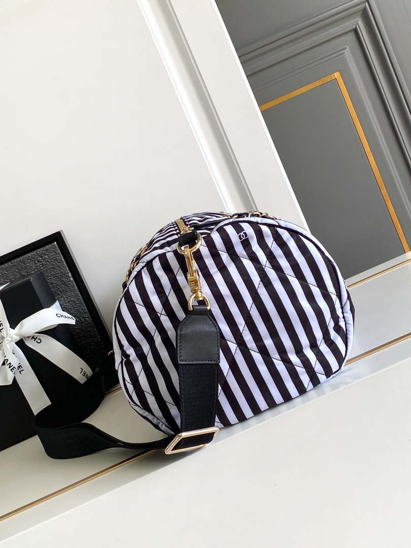 Chanel AS4696 Large Bowling Bag Printed Fabric & Gold-Tone Metal White & Black - Default Title - View 2
