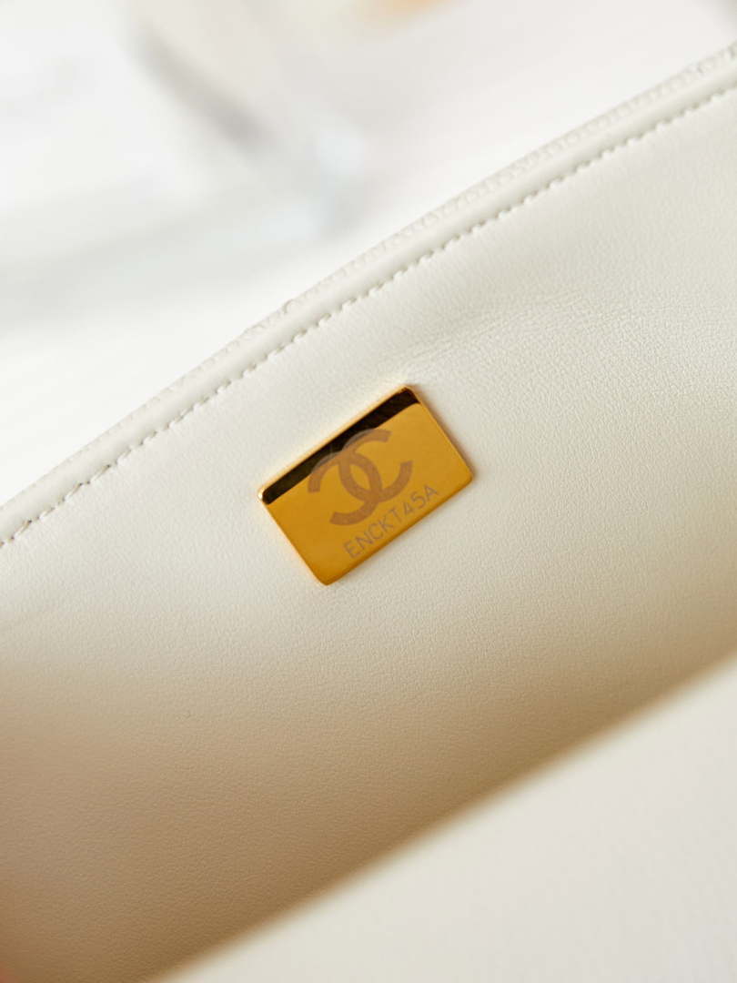 Chanel AS4711  Kelly Bag Calfskin gold tone metal White