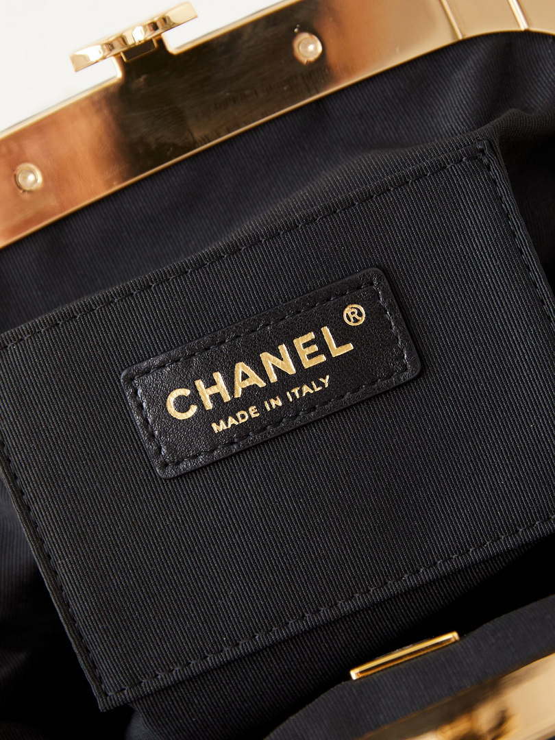 Chanel AS4717 Clutch Lambskin Black