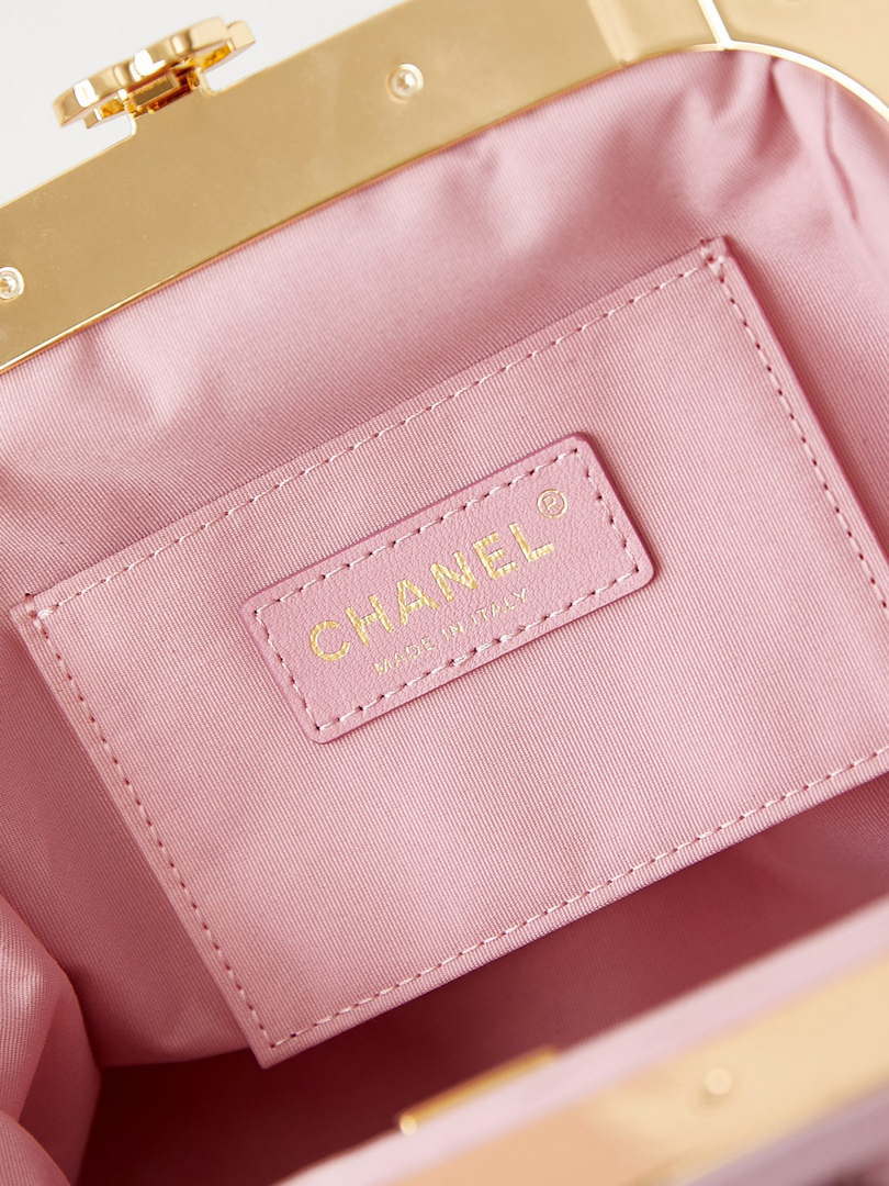 Chanel AS4717 Clutch Lambskin Light Pink