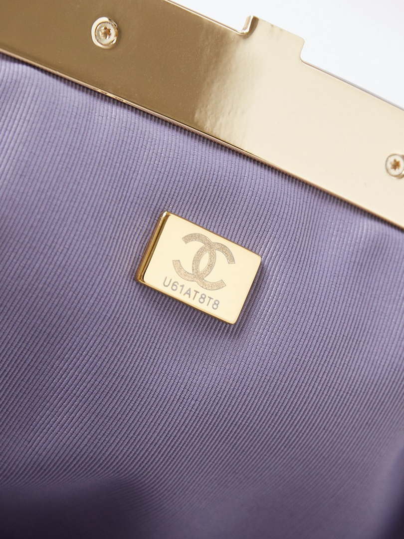 Chanel AS4717 Clutch Lambskin Purple