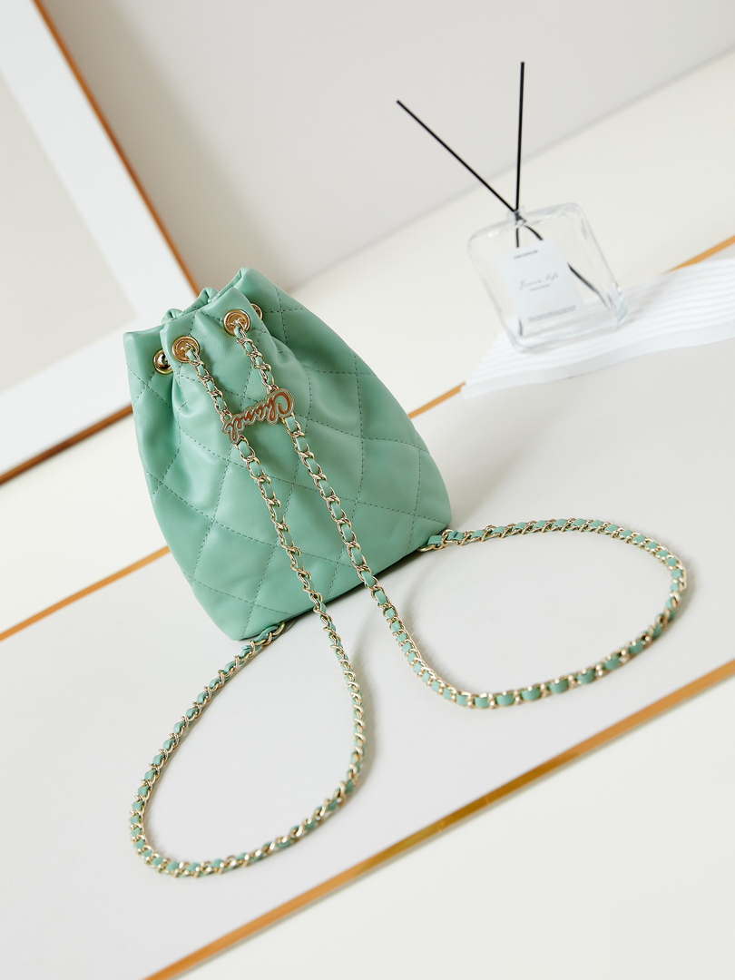 Chanel AS4810 Backpack Shiny Lambskin & Gold-Tone Metal Green