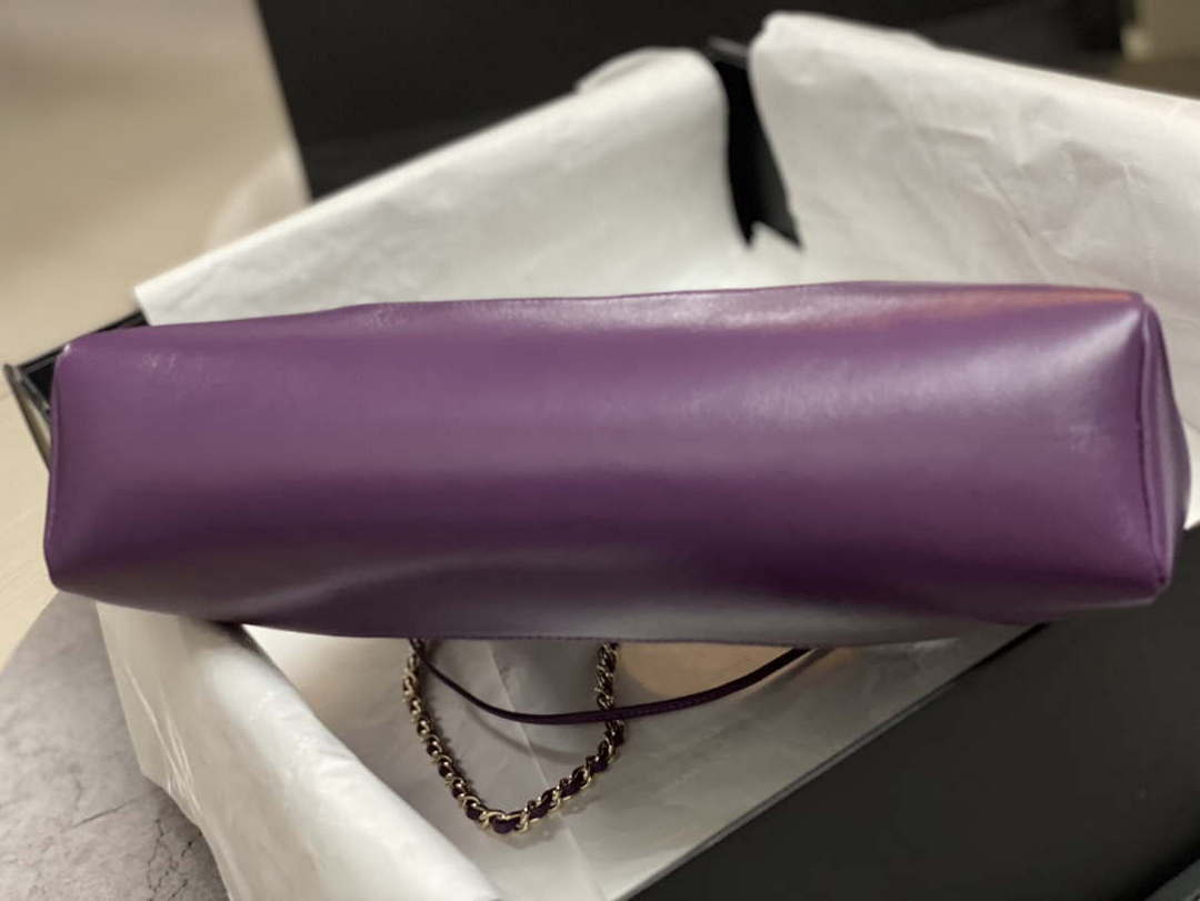 Chanel AS4853 Shopping Bag Shiny Lambskin & Gold-Tone Metal Purple - Default Title - View 5
