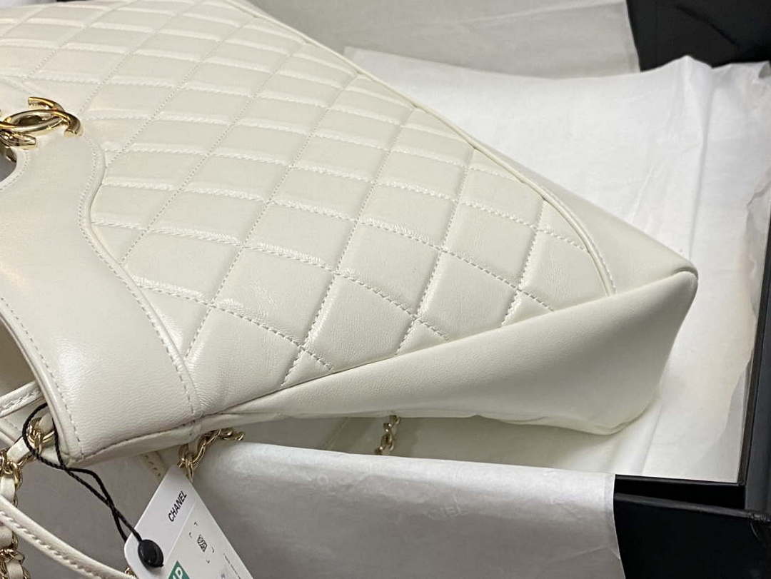 Chanel AS4854 Shopping Bag Shiny Lambskin & Gold-Tone Metal White
