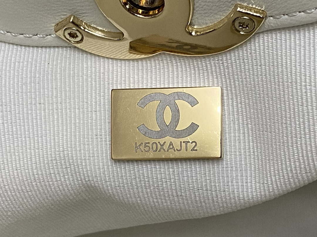 Chanel AS4854 Shopping Bag Shiny Lambskin & Gold-Tone Metal White