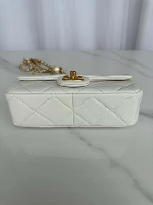 Chanel AS4861 Small Flap Bag Pearly Lambskin Imitation Pearls & Gold-Tone Metal White - Default Title - View 4