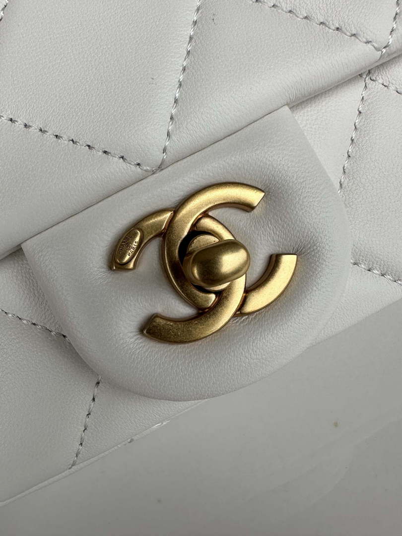 Chanel AS4868 Mini Flap Bag Pearly Lambskin Imitation Pearls & Gold-Tone Metal White