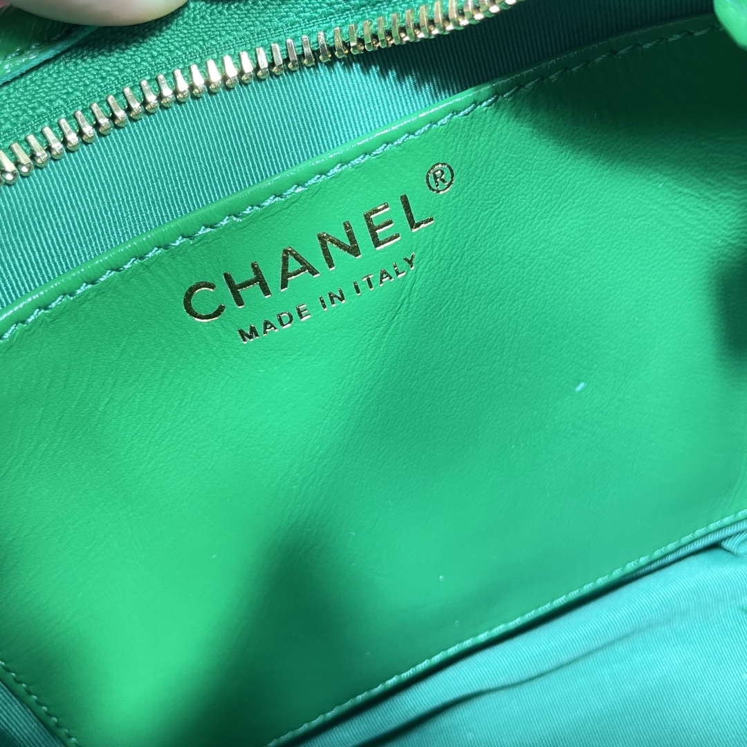 Chanel AS4922 Small Hobo Shiny Lambskin & Gold-Tone Metal Green - Default Title - View 9