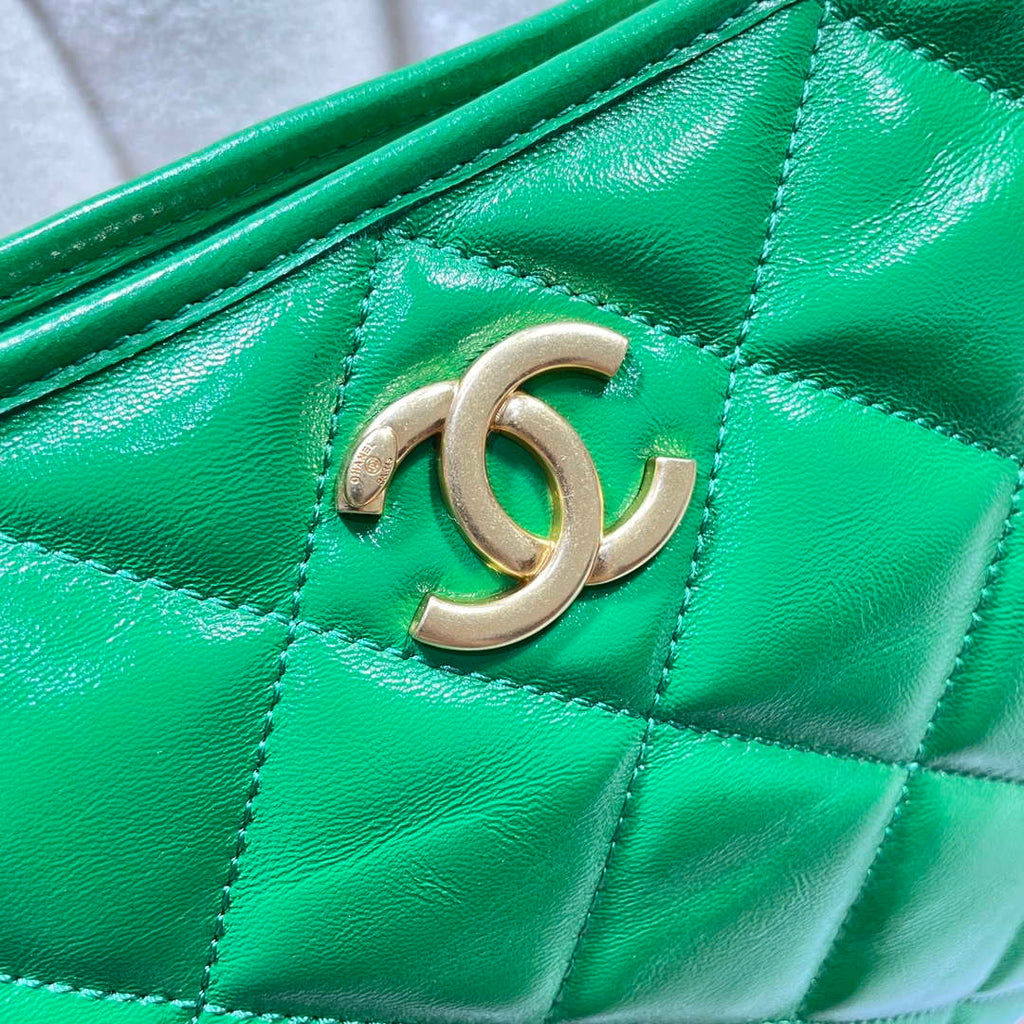 Chanel AS4923 Large Hobo Shiny Lambskin & Gold-Tone Metal Green