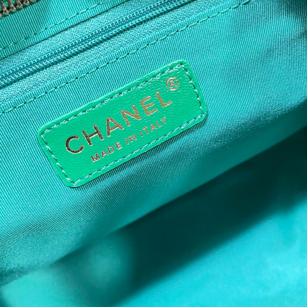 Chanel AS4923 Large Hobo Shiny Lambskin & Gold-Tone Metal Green