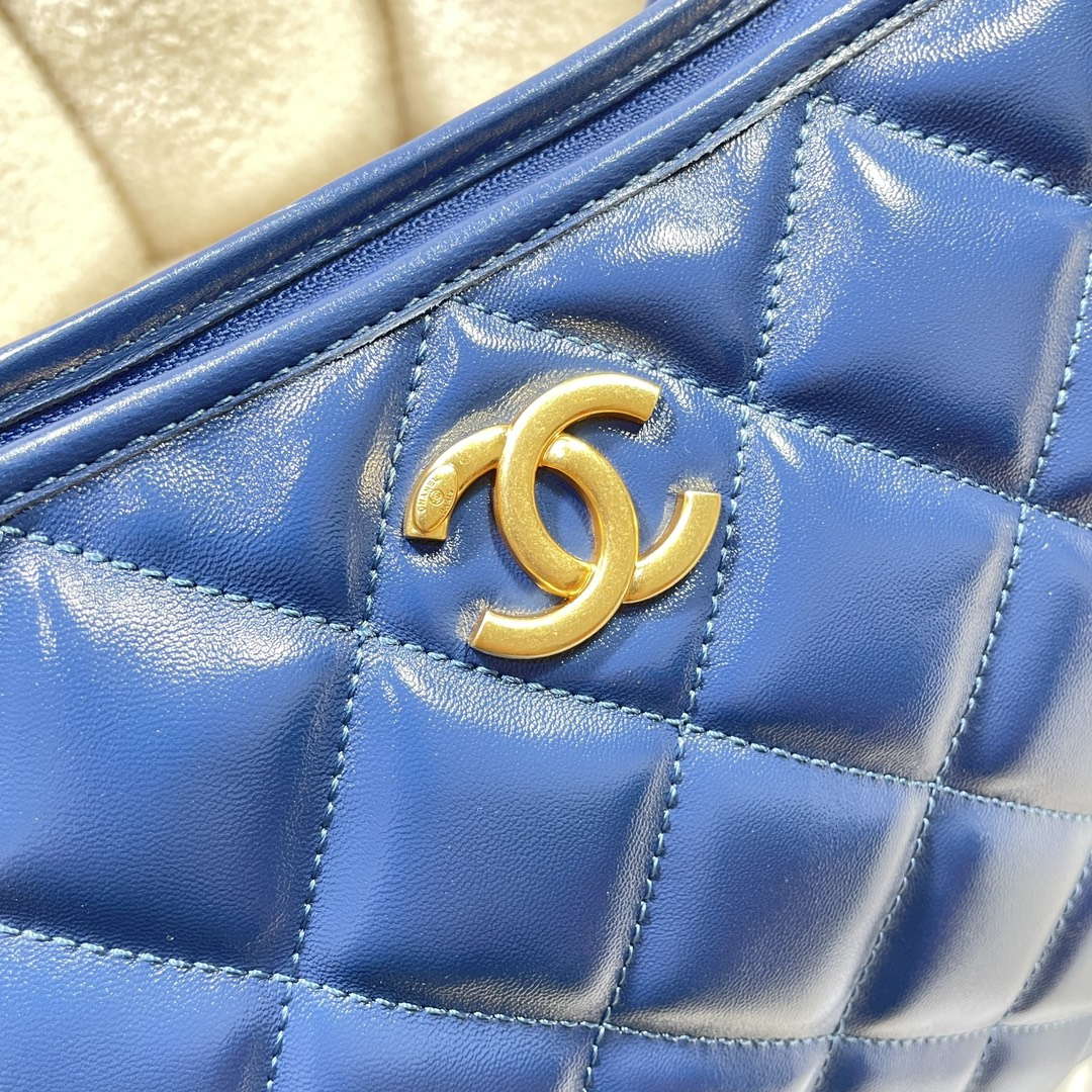 Chanel AS4923 Large Hobo Shiny Lambskin & Gold-Tone Metal Navy Blue