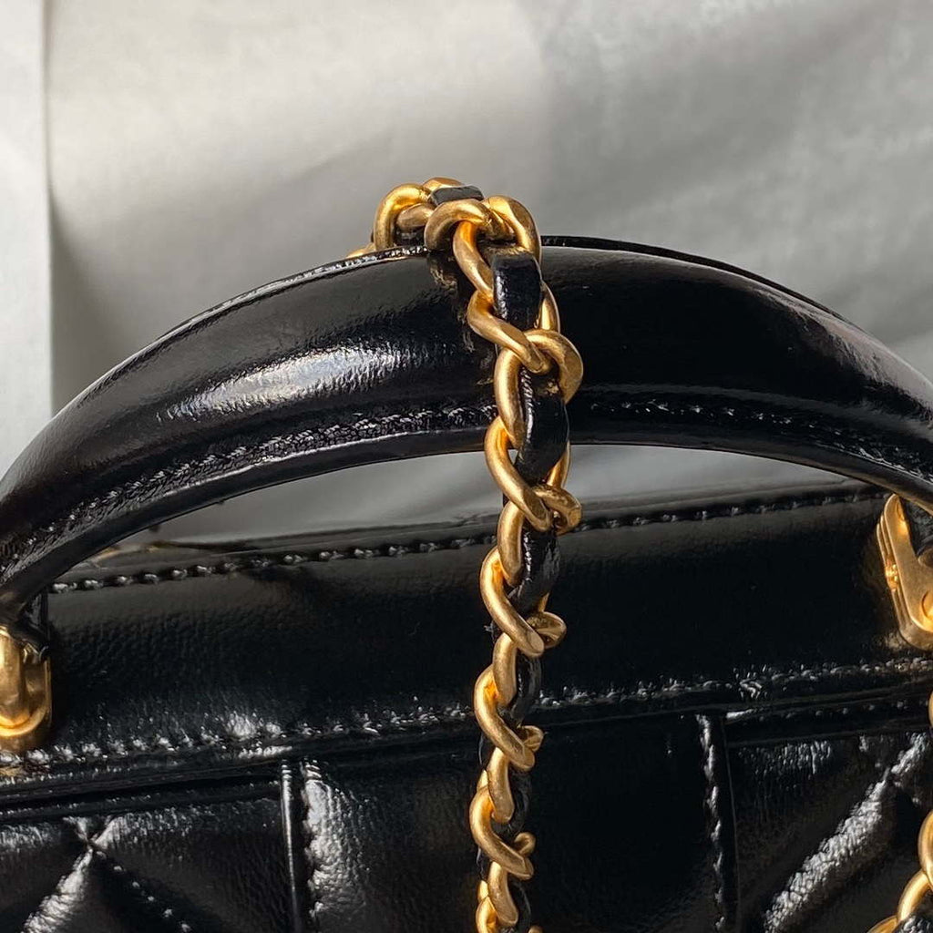 Chanel AS4959  Flap bag With top handle Shiny Lambskin & Gold-Tone Metal Black