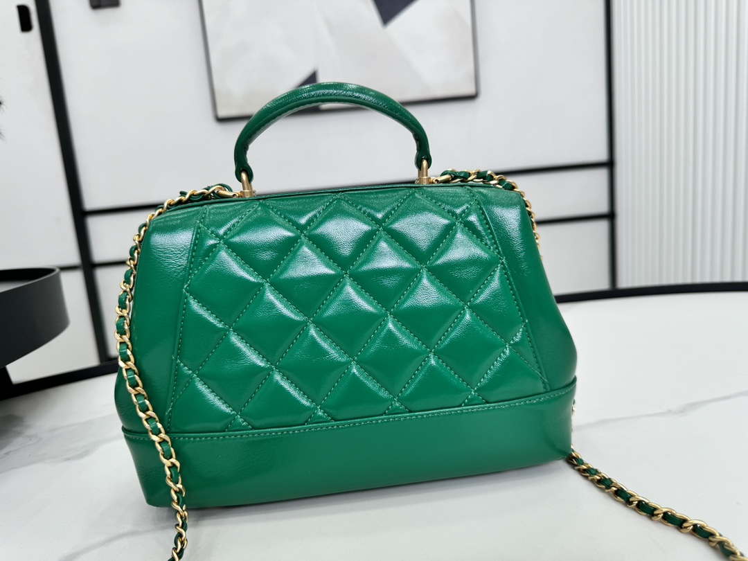 Chanel AS4959  Flap bag With top handle Shiny Lambskin & Gold-Tone Metal Green - Default Title - View 4