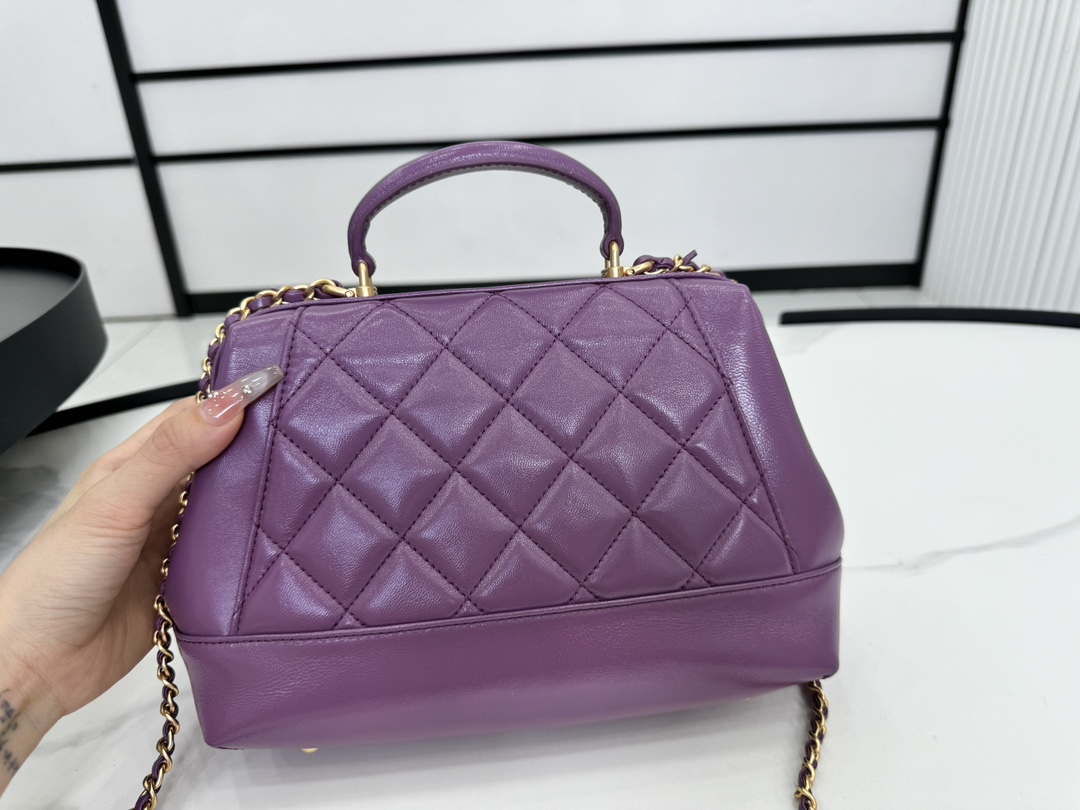 Chanel AS4959  Flap bag With top handle Shiny Lambskin & Gold-Tone Metal Purple