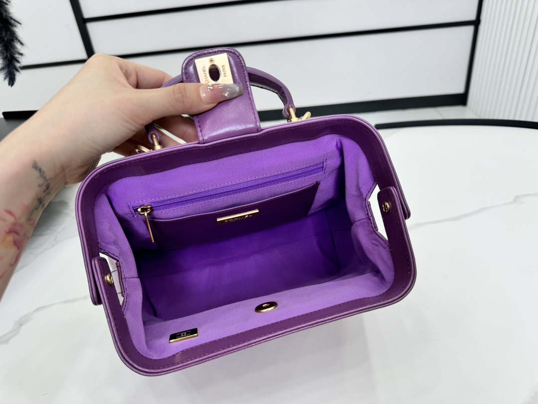 Chanel AS4959  Flap bag With top handle Shiny Lambskin & Gold-Tone Metal Purple - Default Title - View 7
