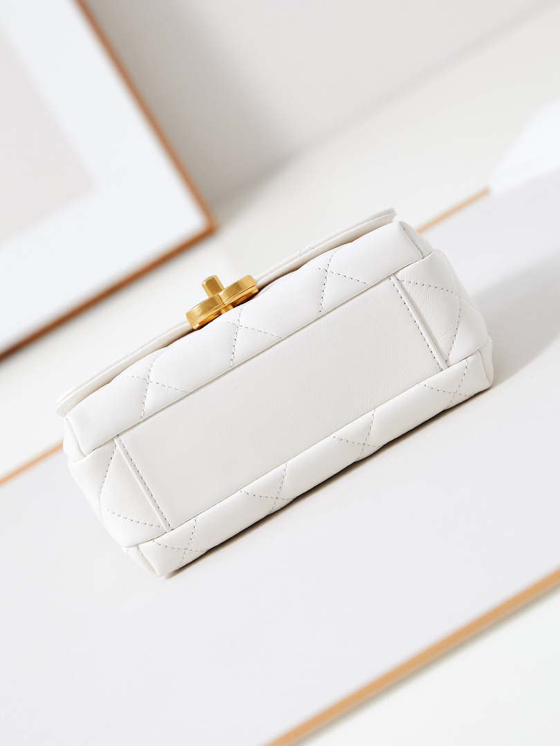 Chanel AS4986 Mini Flap bag Shiny Lambskin  Imitation Pearls & Gold-Tone Metal White