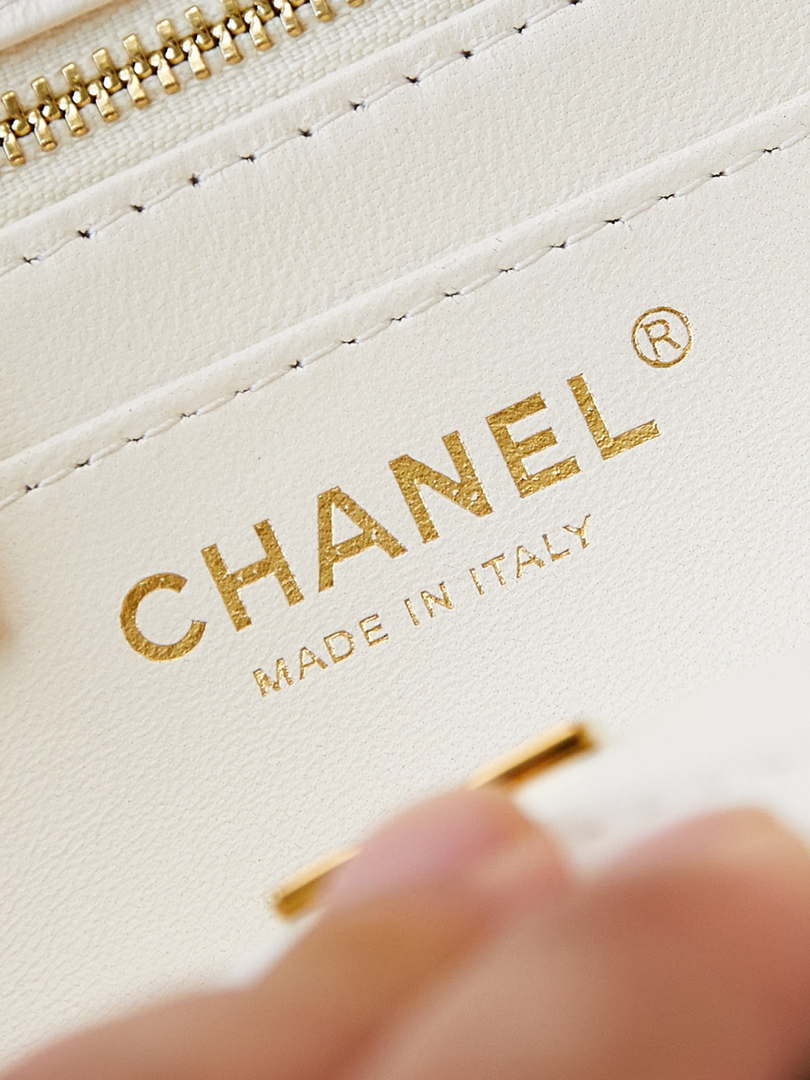 Chanel AS4997 Flap Bag with top Handle Shiny Lambskin  Imitation Pearls & Gold-Tone Metal White