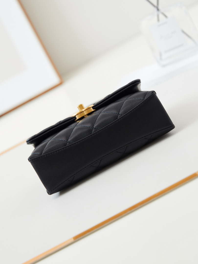 Chanel AS5001 Mini Flap Bag with top Handle Shiny Lambskin  Imitation Pearls & Gold-Tone Metal Black