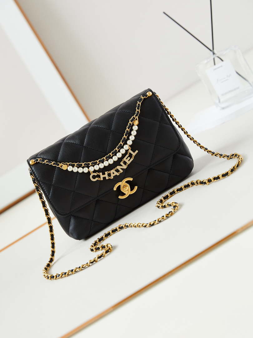 Chanel AS5011 Flap bag Shiny Lambskin Imitation Pearls & Gold-Tone Metal Black - Default Title - View 1