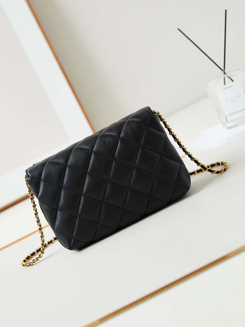 Chanel AS5011 Flap bag Shiny Lambskin Imitation Pearls & Gold-Tone Metal Black - Default Title - View 5