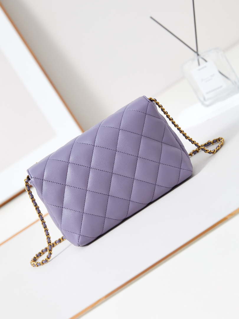 Chanel AS5011 Flap bag Shiny Lambskin Imitation Pearls & Gold-Tone Metal Light Purple - Default Title - View 5