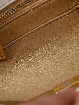 Chanel AS5011 Flap bag Shiny Lambskin Imitation Pearls & Gold-Tone Metal White - Default Title - View 8