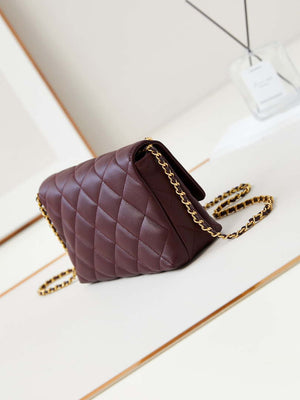 Chanel AS5011 Flap bag Shiny Lambskin Imitation Pearls & Gold-Tone Metal Wine Red - Default Title - View 4