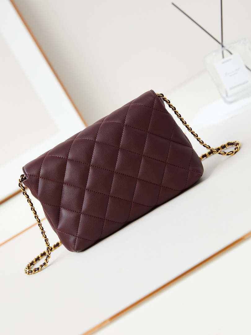 Chanel AS5011 Flap bag Shiny Lambskin Imitation Pearls & Gold-Tone Metal Wine Red - Default Title - View 5