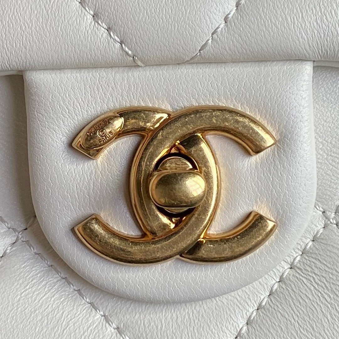 Chanel AS5176 Flap Bag 24K Lambskin White - Default Title - View 3