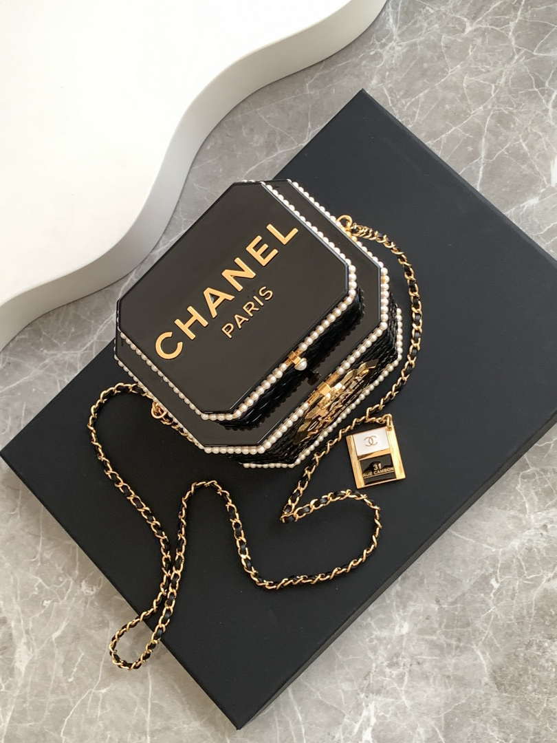 Chanel AS4954 Evening Small box tea can Black
