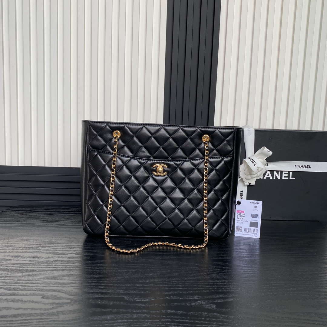 Chanel AS5192 Small Tote Shiny Lambskin & Gold-Tone Metal Black