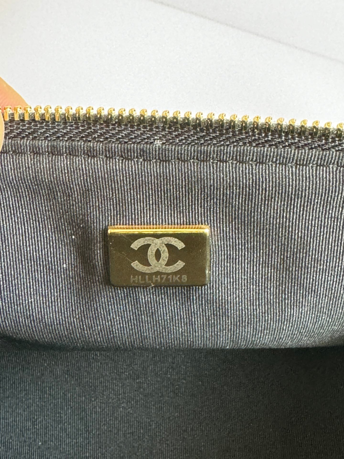 Chanel AS5222 Vanity Case Shiny Crumpled Lambskin & Gold-Tone Metal Black - Default Title - View 9